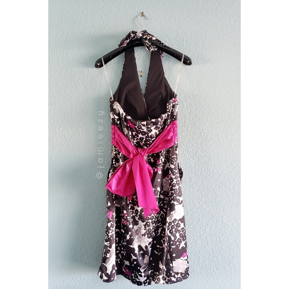 Teeze Me | Silky Abstract Floral Halter Dress - Picture 9 of 9